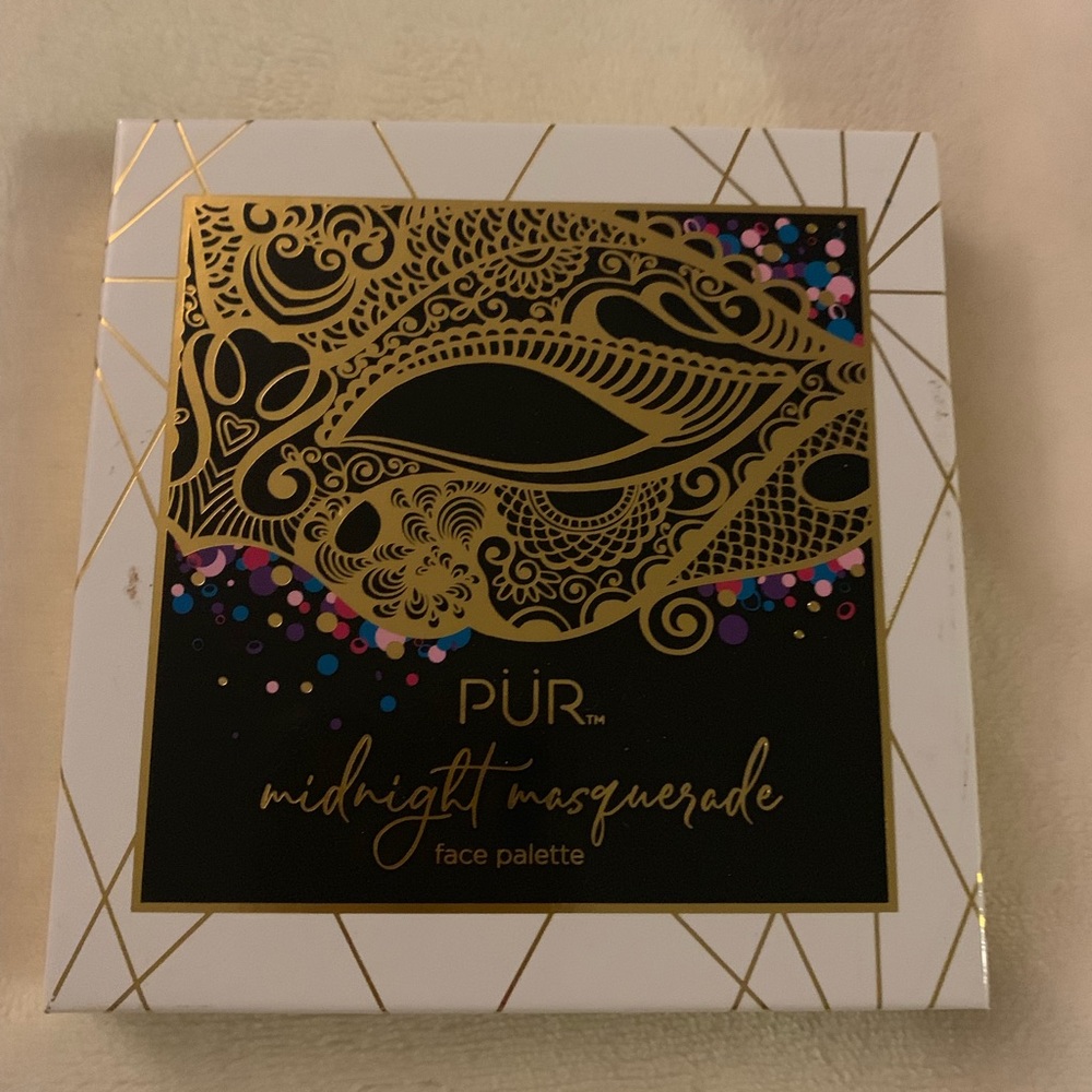 PUR cosmetics midnight masquerade palette